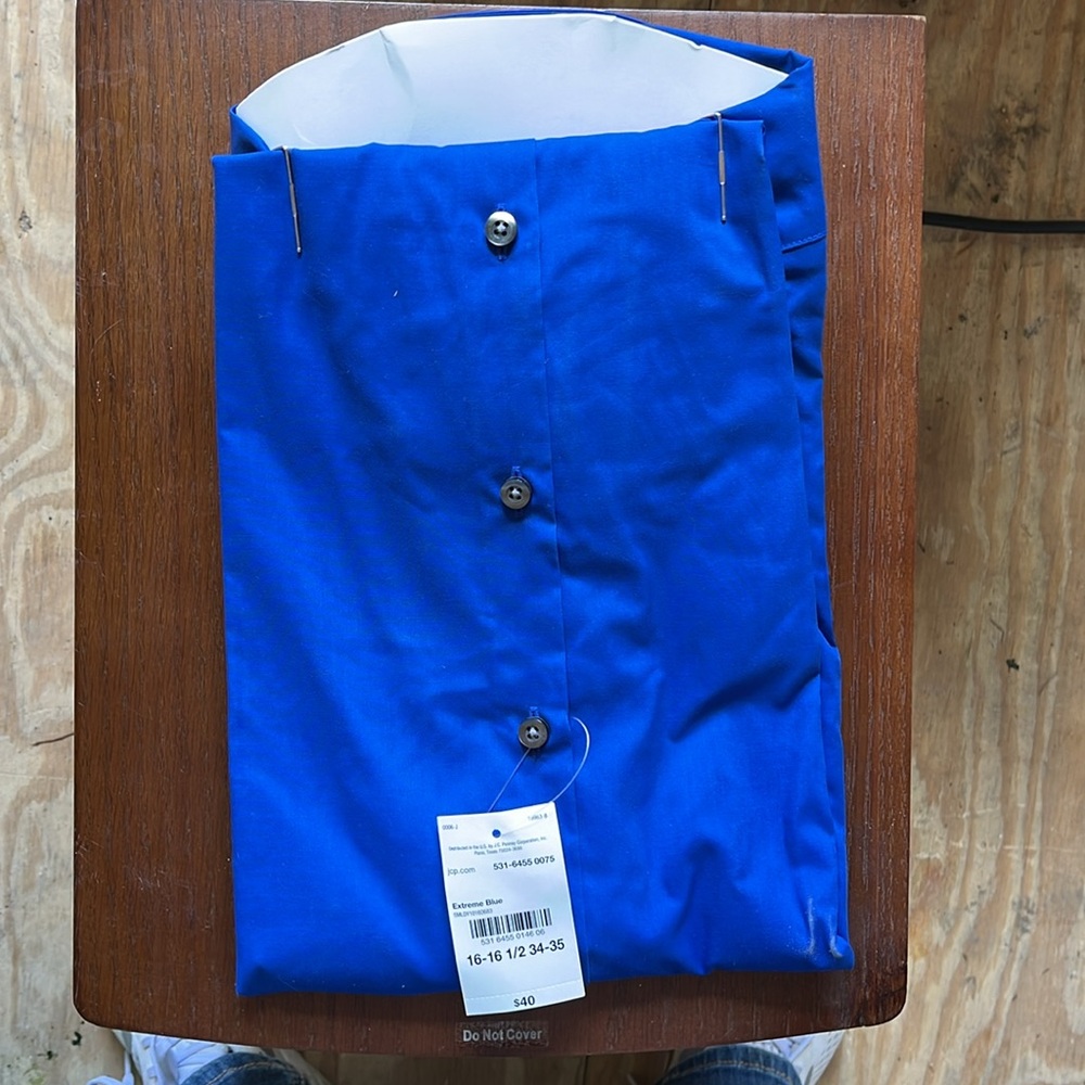 Men’s Button Up - Picture 2 of 6